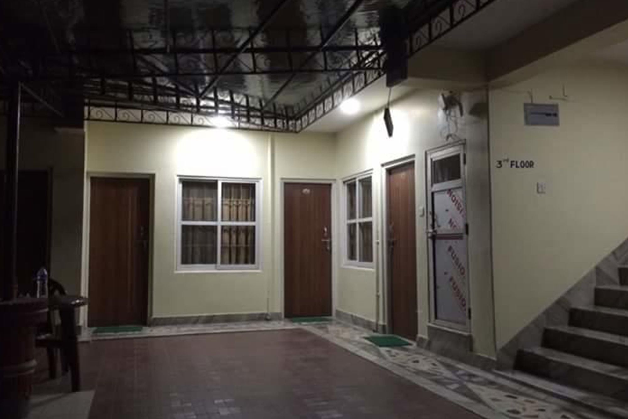 Hotel Bhadrakali Pokhara Inn 외부 사진